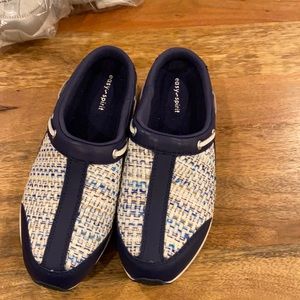 Easy spirit slide on shoes